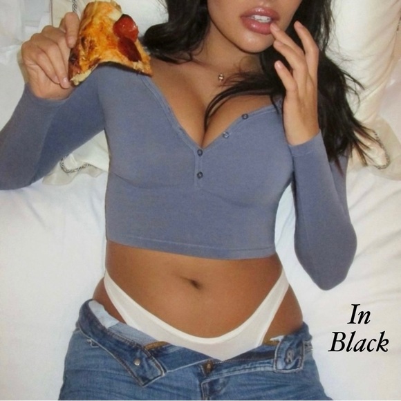 SKIMS NEW VINTAGE LONG SLEEVE CROPPED HENLEY - Picture 4 of 9